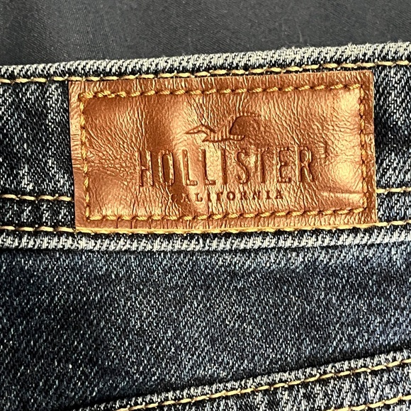 Hollister Curvy High Waist Mom Distressed Jean Shorts 31 - Picture 9 of 9
